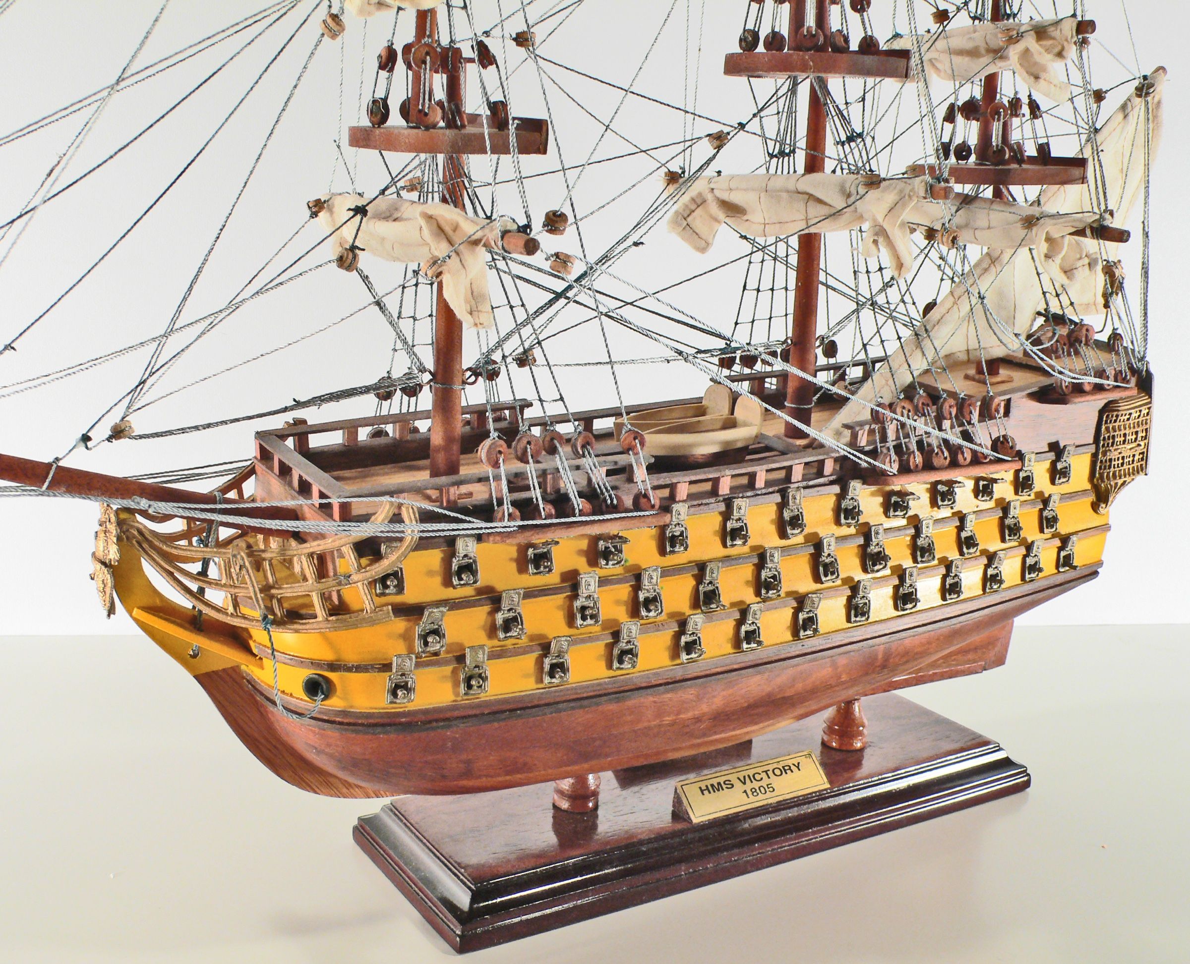 HMS-Victory-L45-04