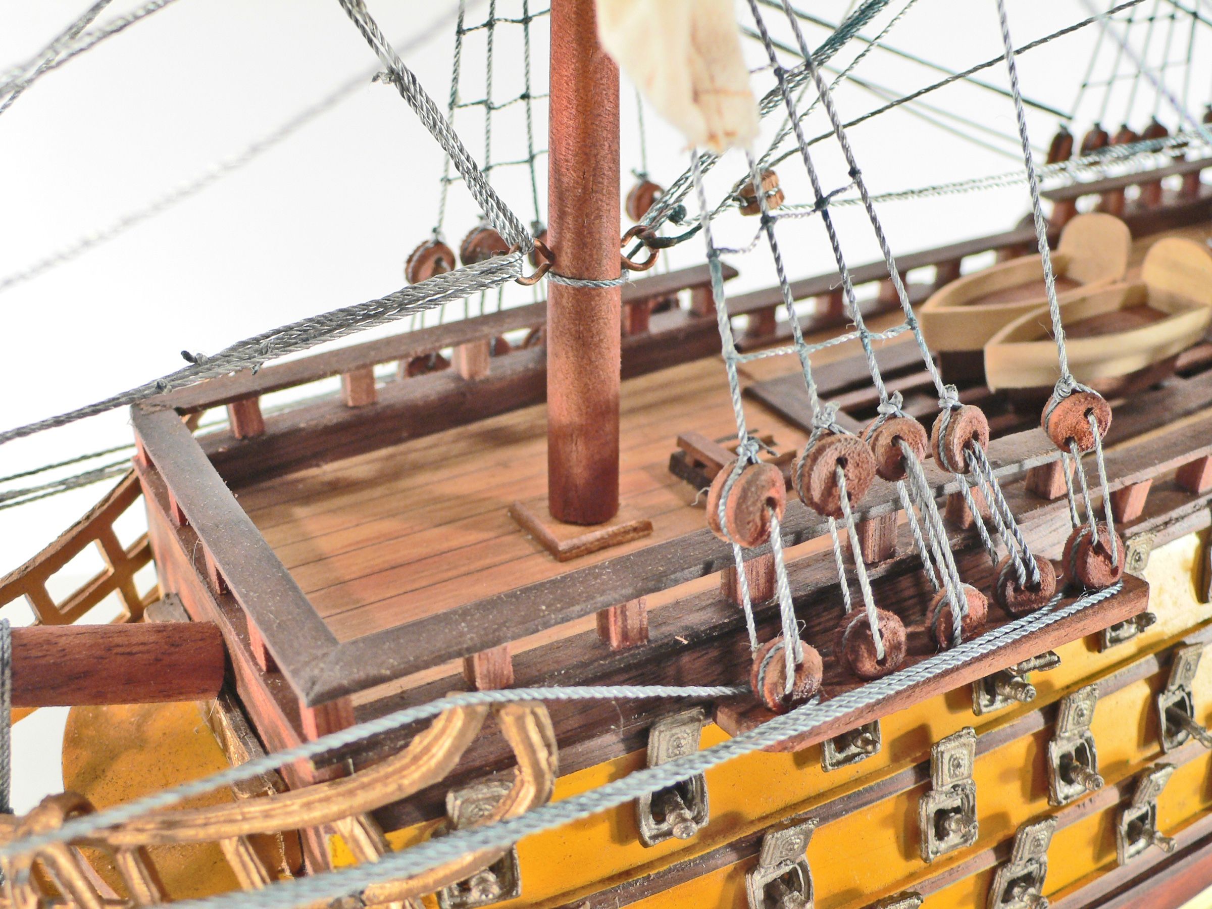 HMS-Victory-L45-06