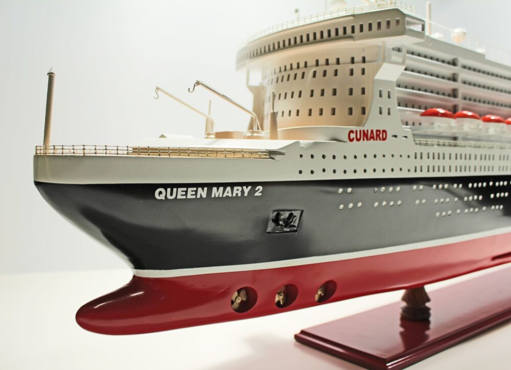 Lllunimon Maquette Queen Mary II 1/1400 - Alliage Et Plastique - Collection, Décoration, Cadeau