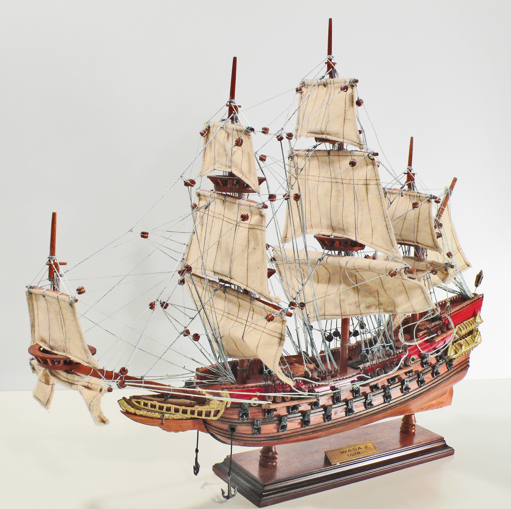 Wasa-L40-Red-03